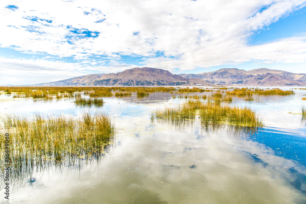 Obraz premium Lake Titicaca,South America, located on border of Peru