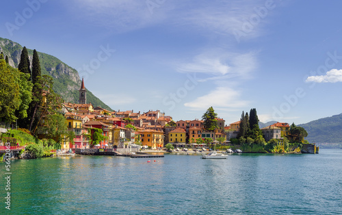 Canvas Print Colorful town Varenna seen from Lake Como