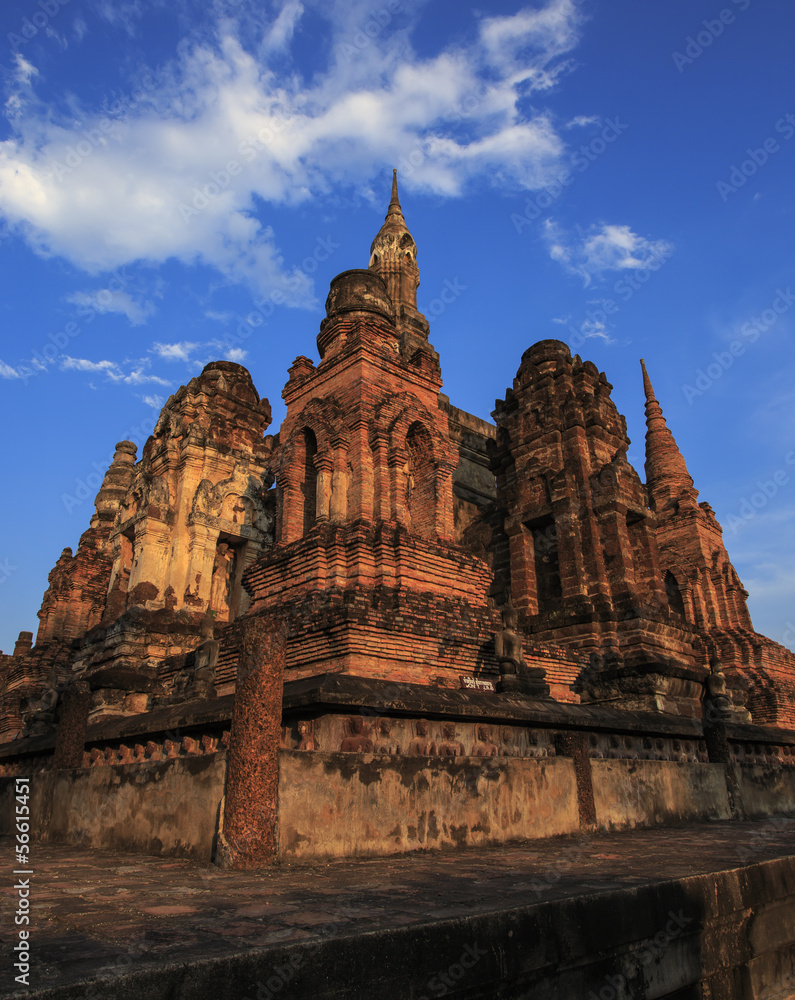 Wat Mahathat temple Wat Mahathat temple