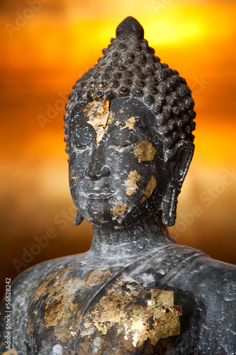 Buda dorado en Tailandia photo