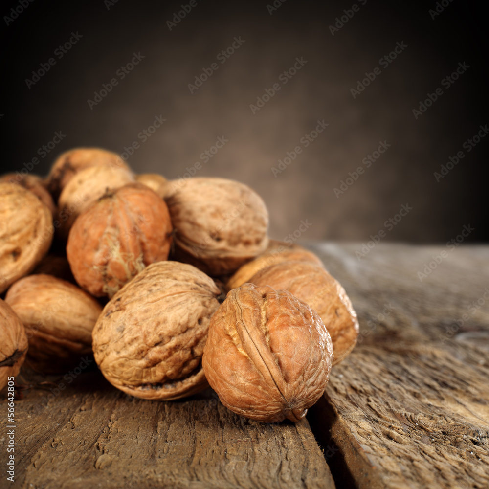walnuts walnuts