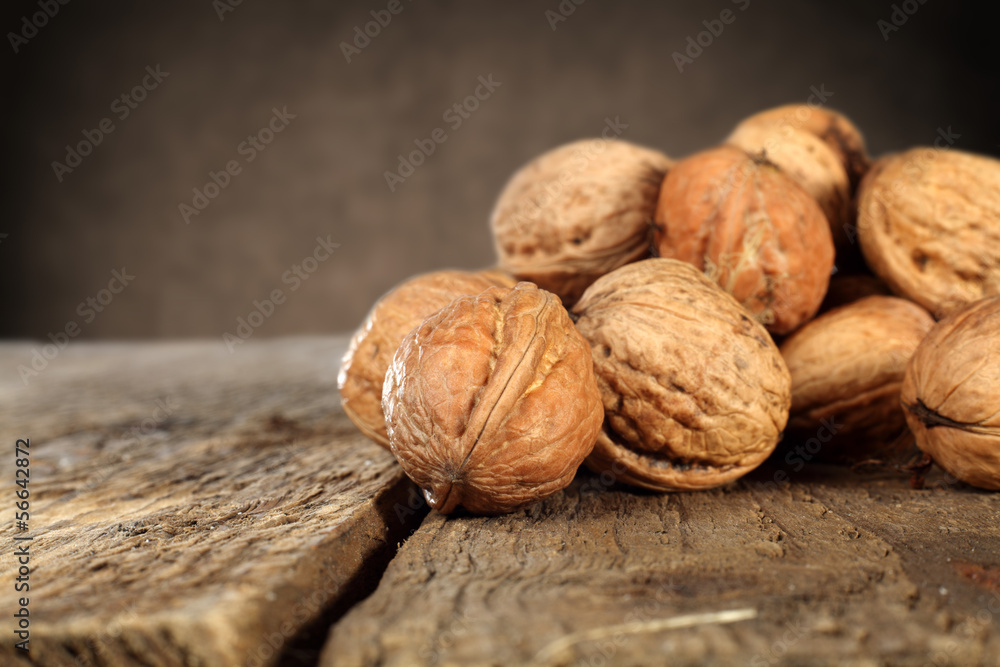 walnuts walnuts