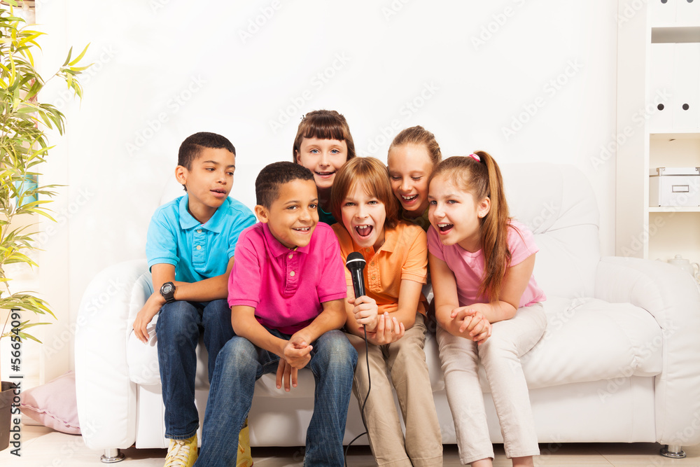 Group of kids singing