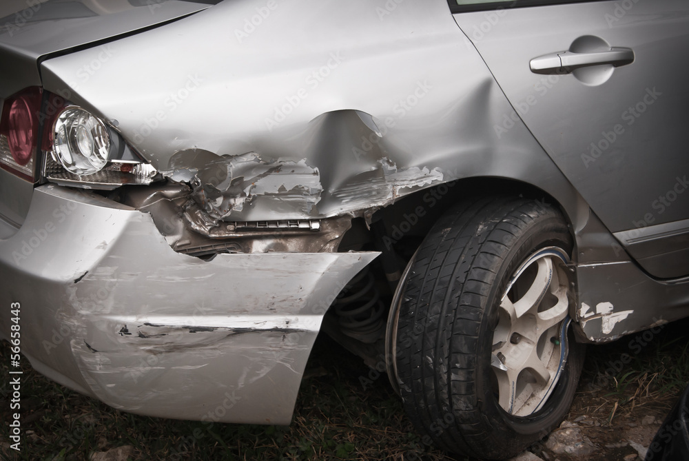 Details of car head in an accident Details of car head in an accident