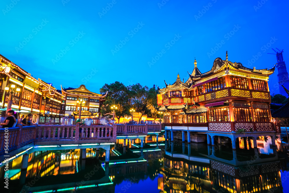 shanghai yuyuan garden at night