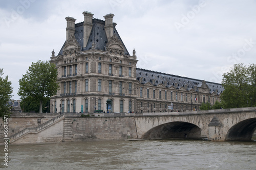 Louvre, Seine, Brücke, Paris, Frankreich