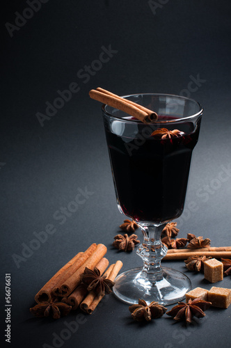 glass of hot mulled wine