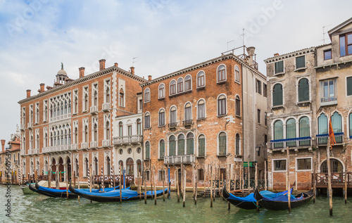Grand Canal and palaces in Venice, Italy © pavel068