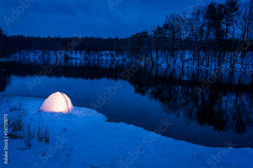 Warm camping in the winter ...