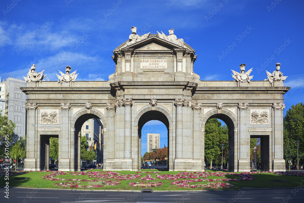 Obraz premium The Puerta de Alcala