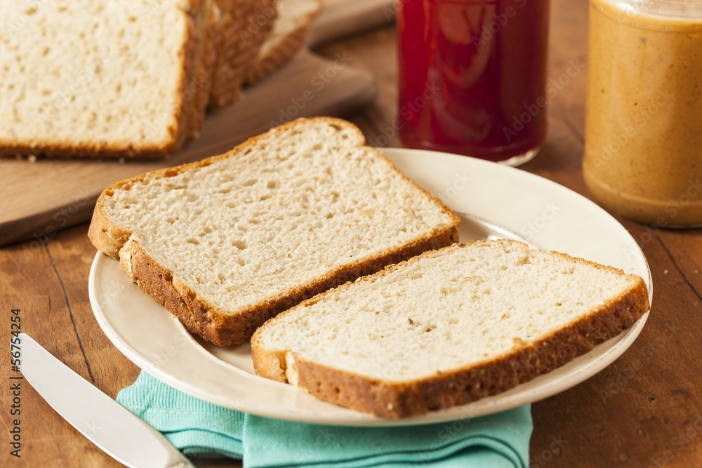 Homemade Chunky Peanut Butter Sandwich