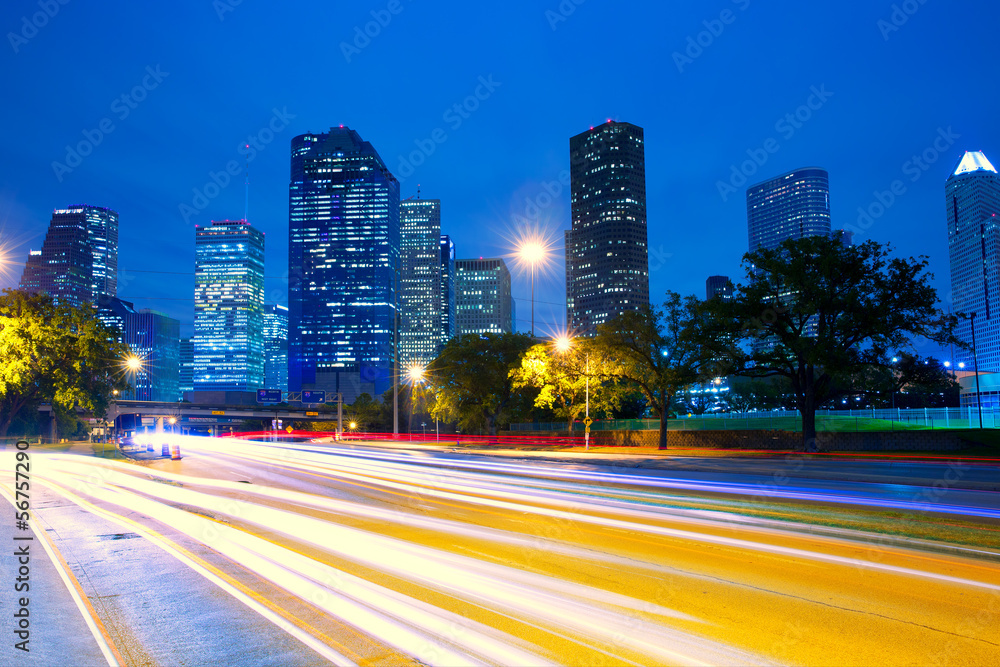 Naklejka premium Houston Texas skyline at sunset with traffic lights