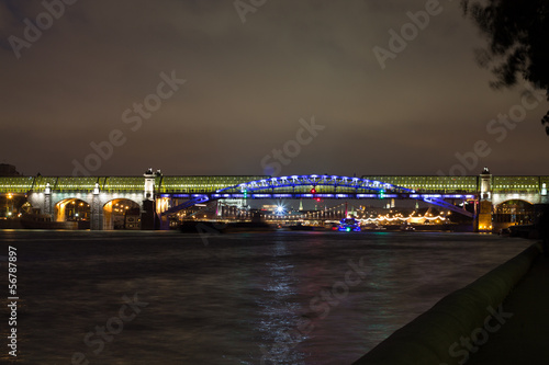 Мост через Москву реку