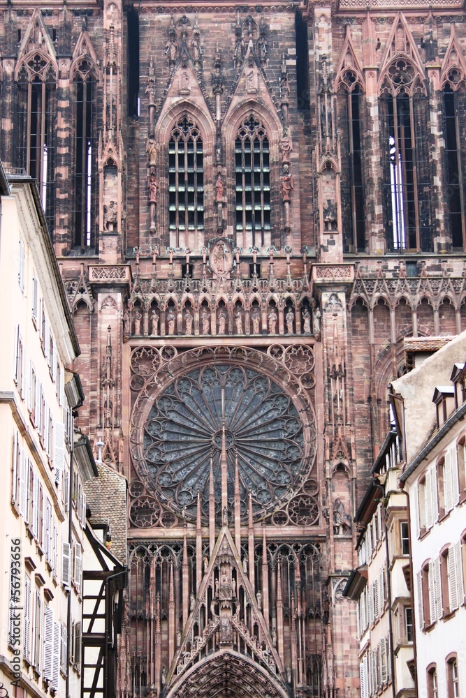 Naklejka premium Häusergasse zum Münster in Straßburg
