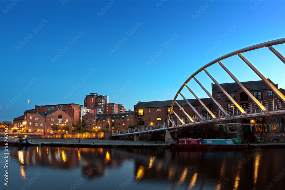 Fototapeta premium 226 - castlefiled beetham tower