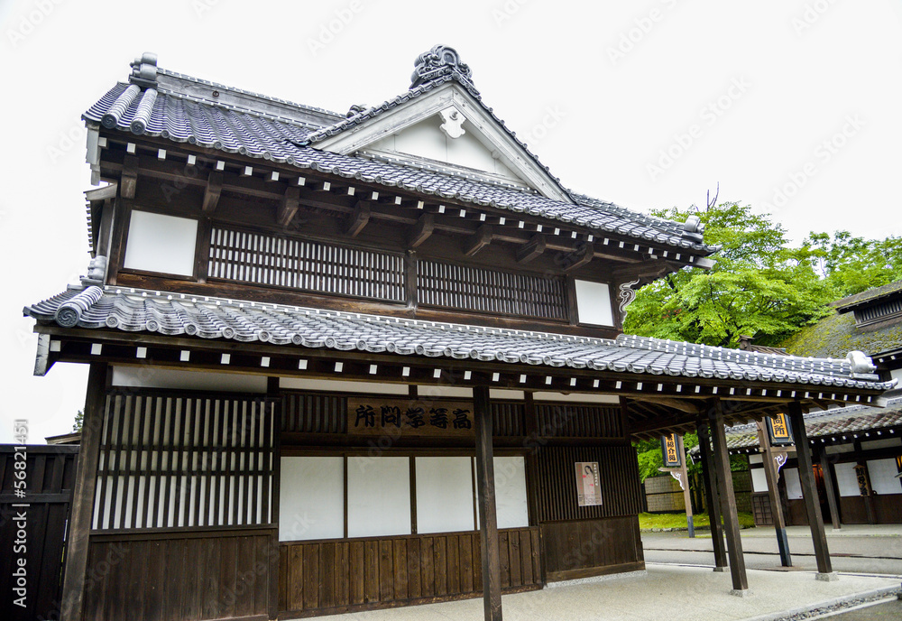 Japanese building1