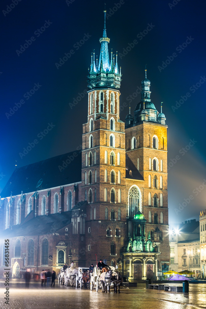 Krakow old city at night St. Mary's Church at night. Krakow Pola