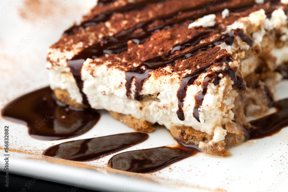 Tiramisu with Chocolate Sauce Tiramisu with Chocolate Sauce