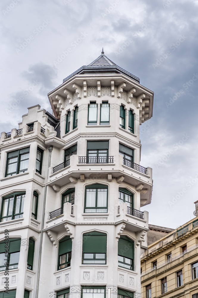 Fototapeta premium Classic building corner