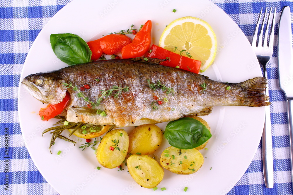Grilled rainbow trout with red pepper, potato and rosemary Grilled rainbow trout with red pepper, potato and rosemary