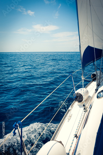 Yacht Sailing Sailboat © Klemen Misic