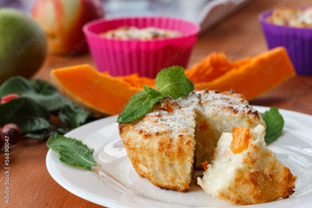 cheese muffins with pumpkin