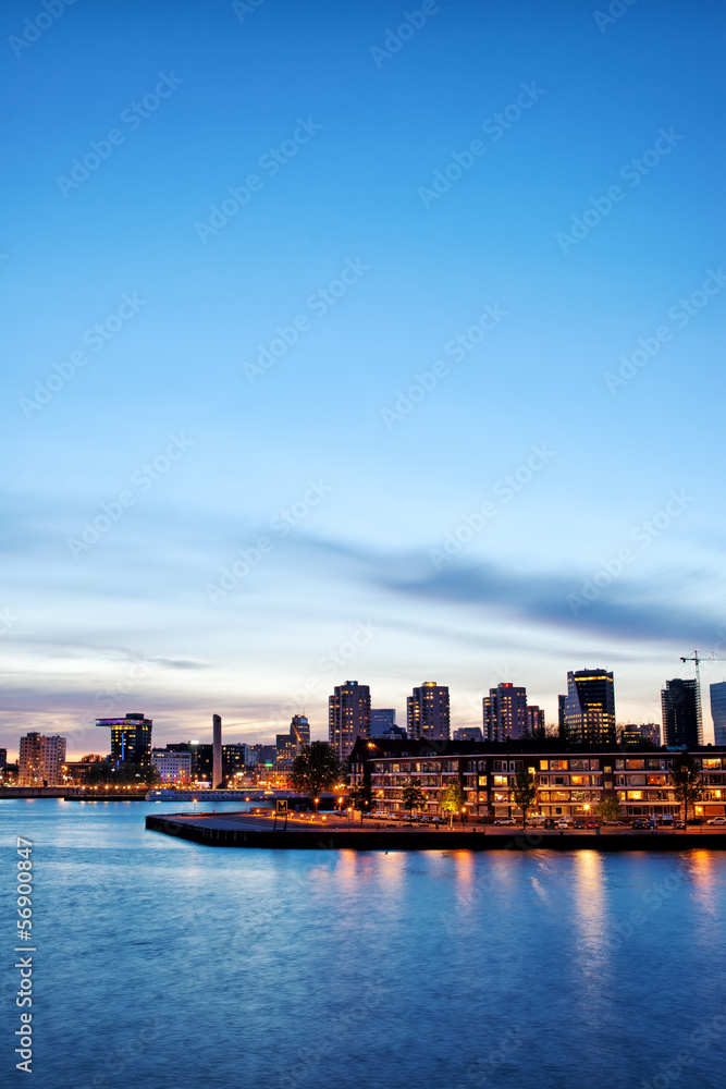 Fototapeta premium Rotterdam Skyline at Twilight