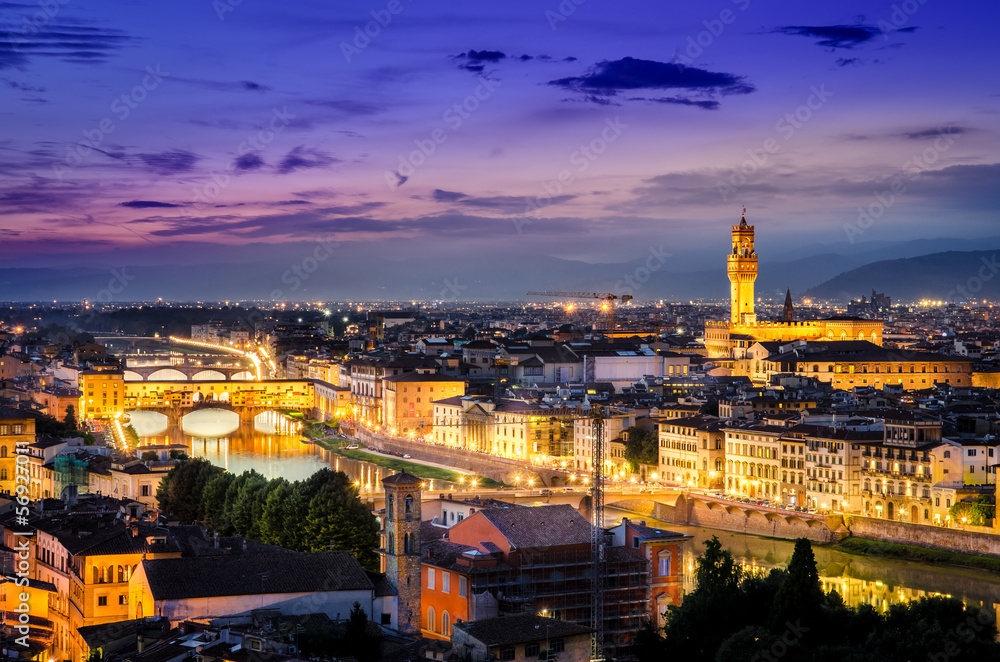 Scenic night view of Florence with Ponte Vechio and Palace