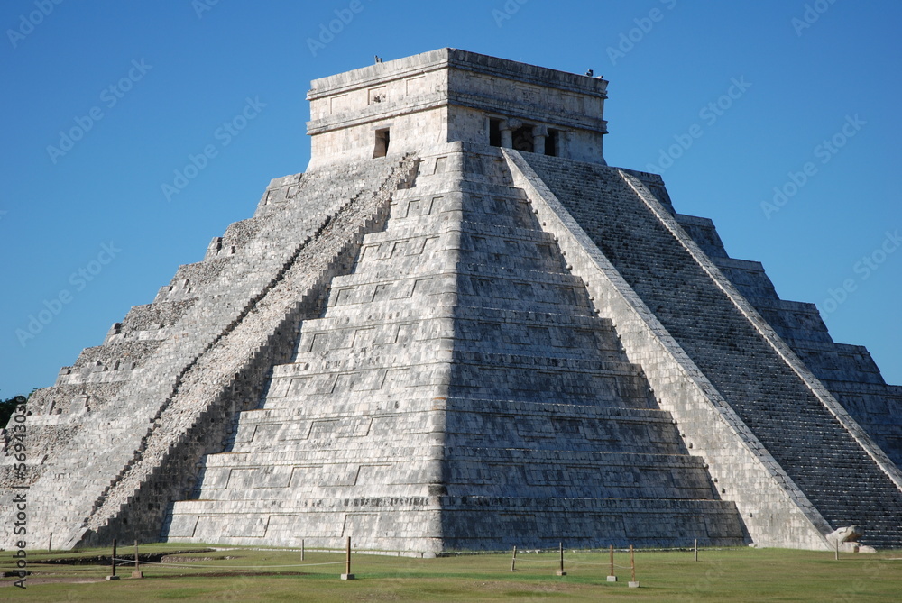 Pirámide maya de Chichen Itza, Mexico