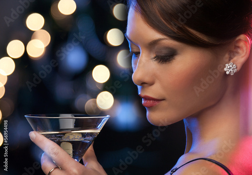 Canvas Print woman with cocktail