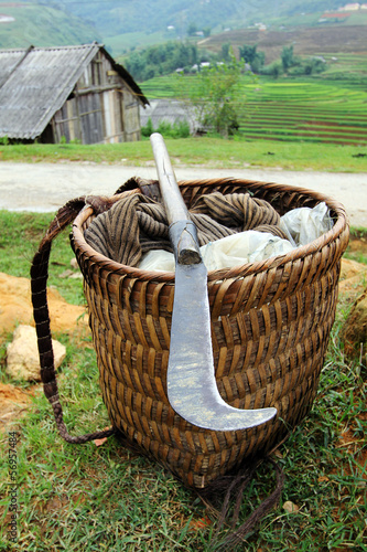 Panier et matériel agriculteur en Asie photo