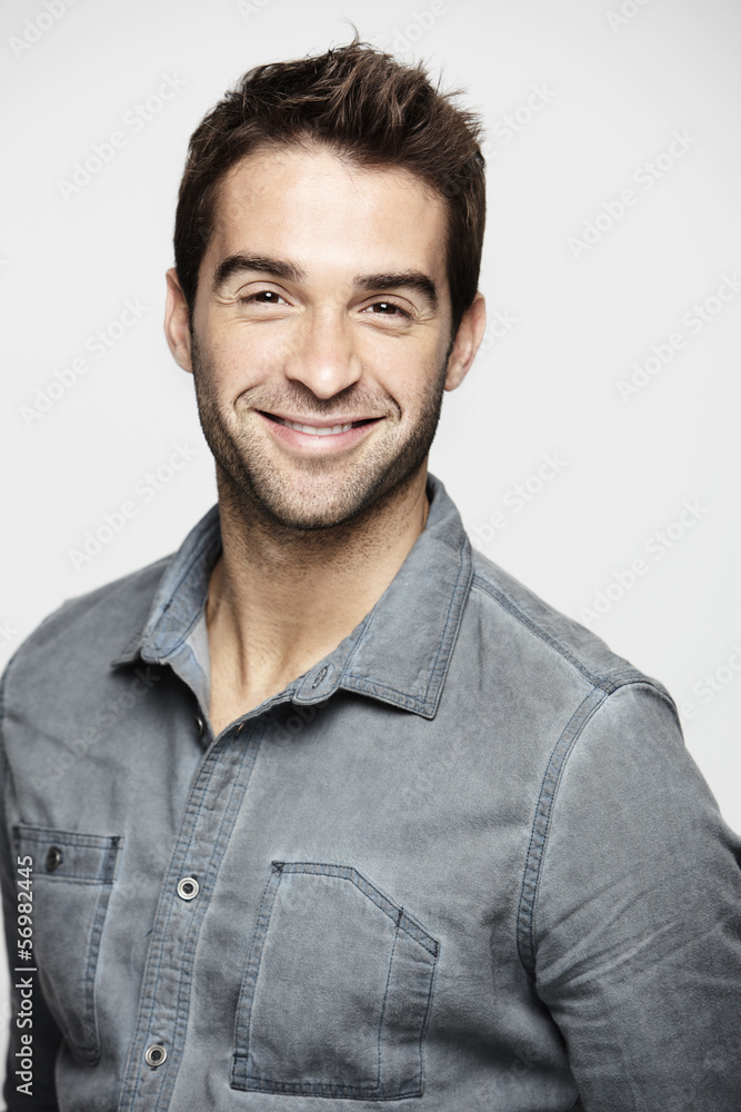 Obraz premium Portrait of an attractive man