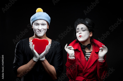 mimes in love