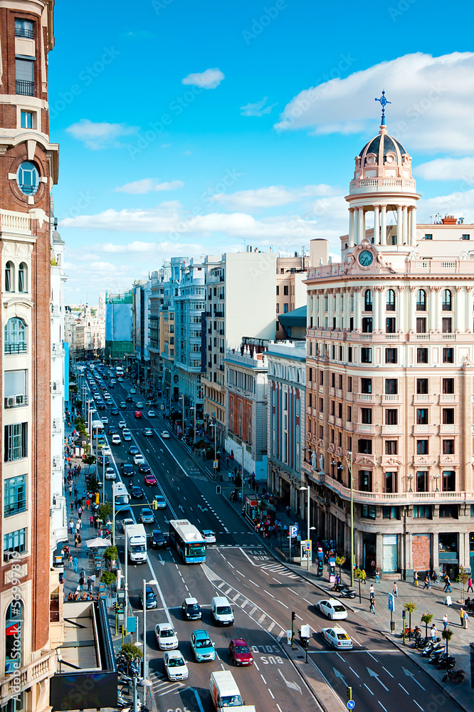 Obraz premium Gran via at morning