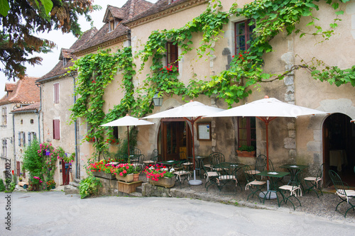 Fototapeta Naklejka Na Ścianę i Meble -  French terrace in village