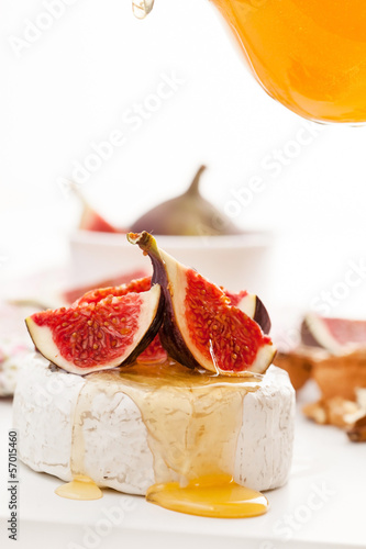Camembert cheese, figs and honey