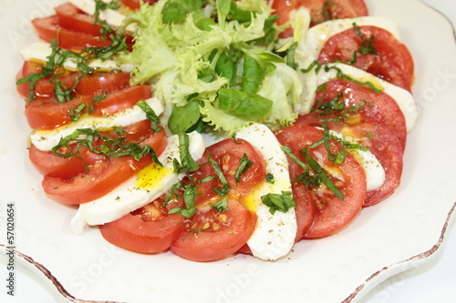 tomate et mozzarella