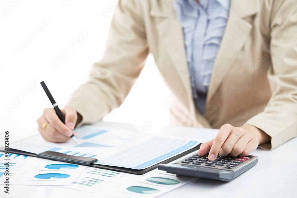 Business financial data analyzing Business financial data analyzing
