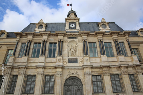 Rathaus von Troyes. Frankreich © Benshot