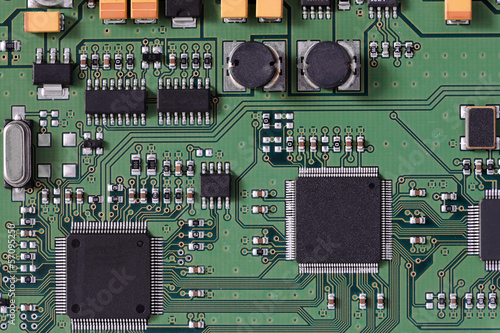 Integrated circuit board