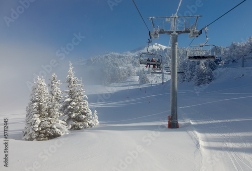 Ski Lift © Gudellaphoto