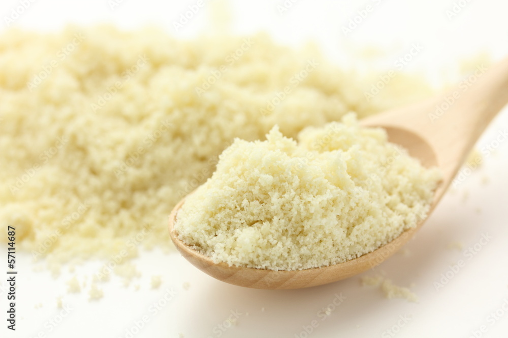 アーモンドパウダー