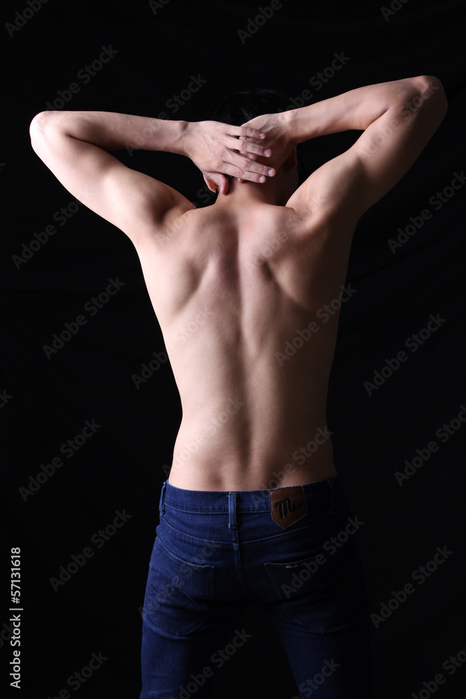 Naklejka premium Bodybuilder man show muscle