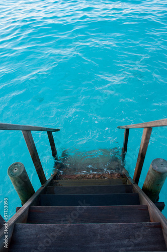 the stais throught the blue sea