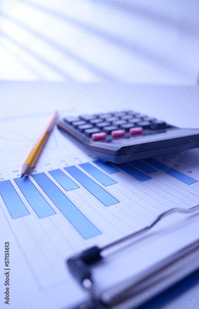 Analysing a business graph Analysing a business graph