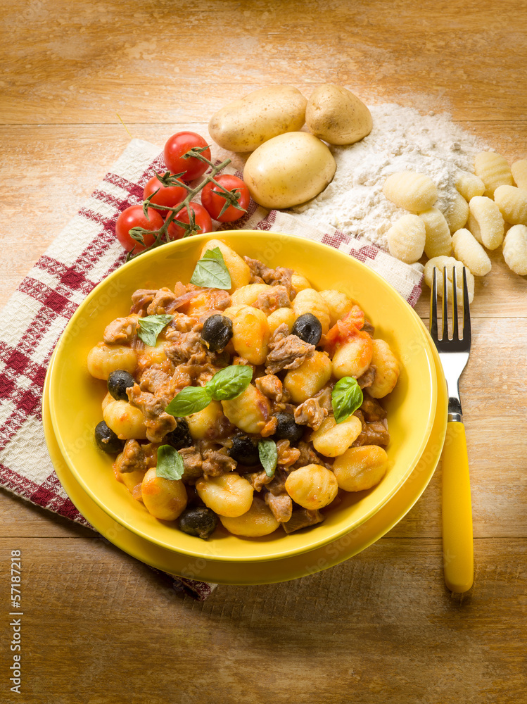 homemade gnocchi with ragout sauce homemade gnocchi with ragout sauce