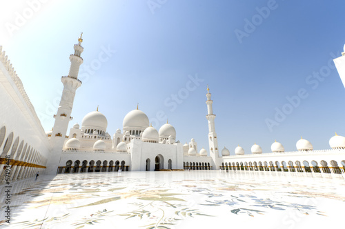 Obraz na plátně Sheikh Zayed Mosque in Middle East United Arab Emirates