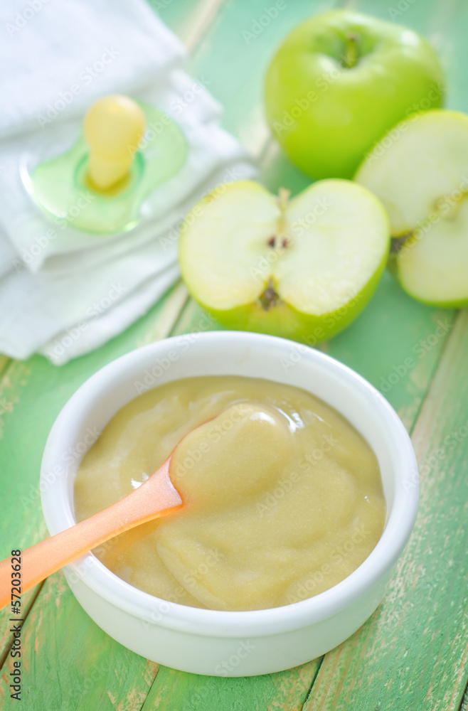 baby food in bowl