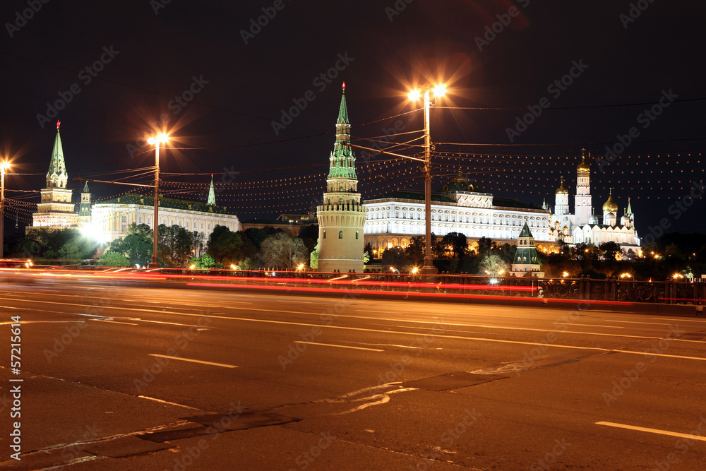 Moscow Kremlin Palace with Churches, Vodovzvodnaya Tower in the