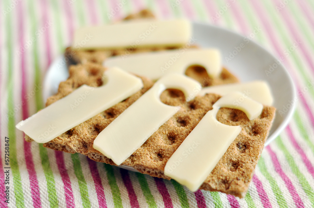 Light snack: crispbread and Emmental cheese